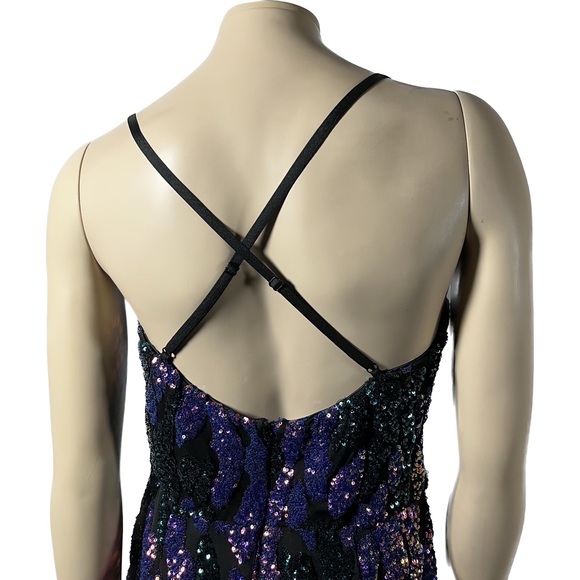 NWOT Helsi Sequin Dress - Picture 10 of 13